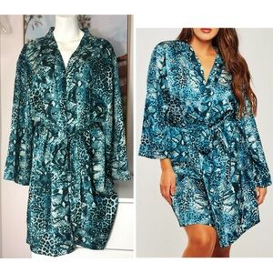 iCollection Blue Cheetah Leopard Silky Kimono Wrap Robe Plus Size 3X